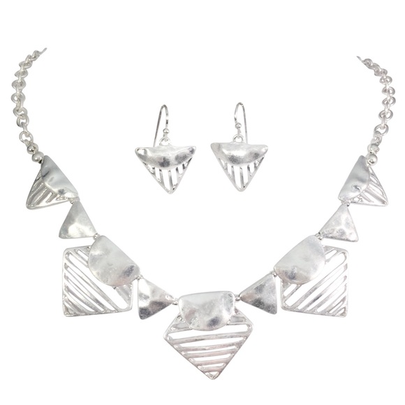 🔴 CLEARANCE Silver Abstract Spike Tribal Necklace Earrings Set - Picture 1 of 4